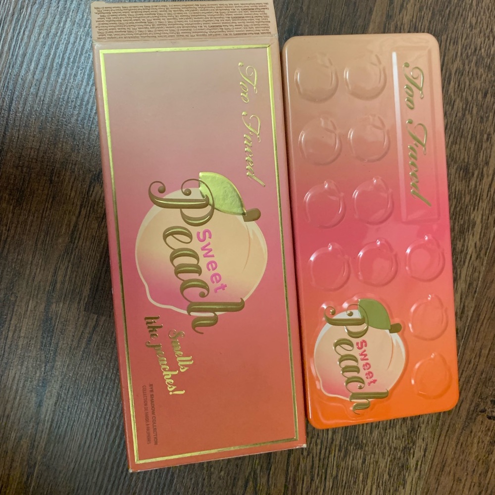 Too faced peach pallet